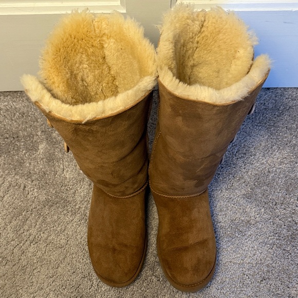 UGG Tall Suede Shearling Boots  Women’s Sz 9 - Picture 5 of 7